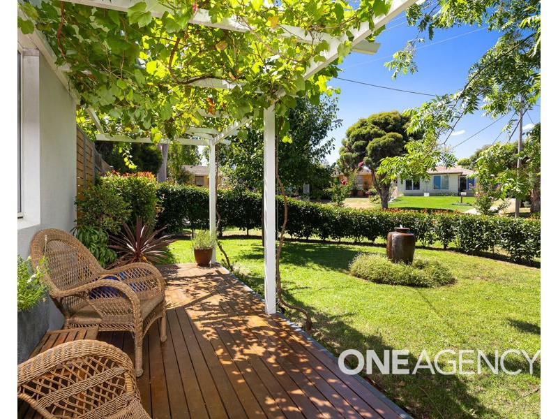 6 TINGA CRESCENT, Kooringal NSW 2650