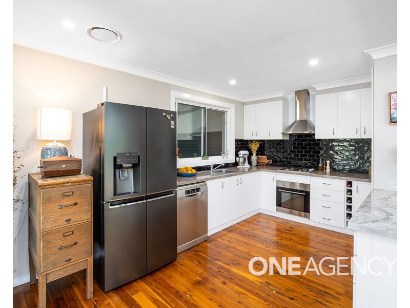 6 TINGA CRESCENT, Kooringal NSW 2650