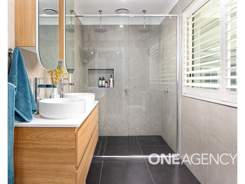 6 TINGA CRESCENT, Kooringal NSW 2650