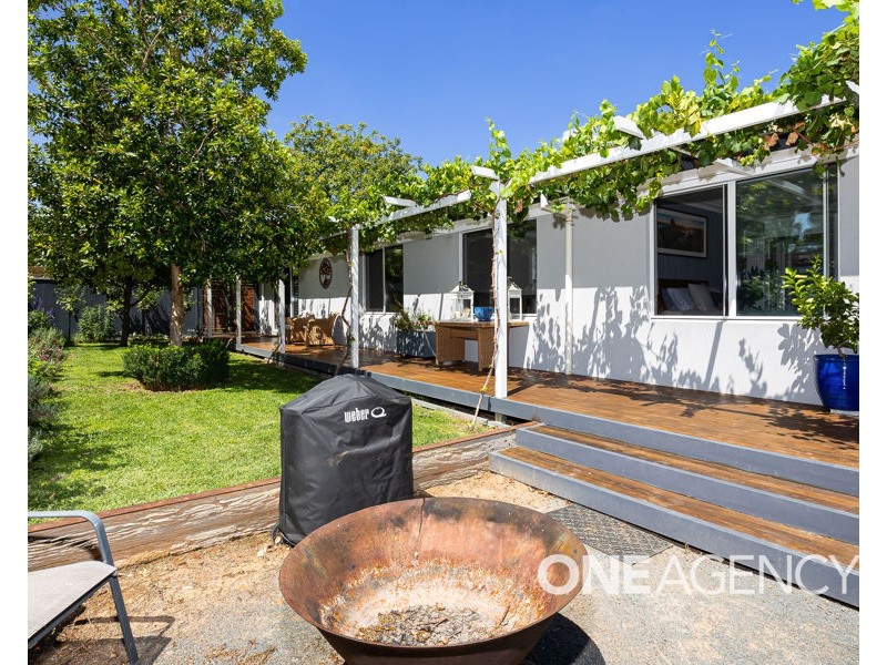 6 TINGA CRESCENT, Kooringal NSW 2650