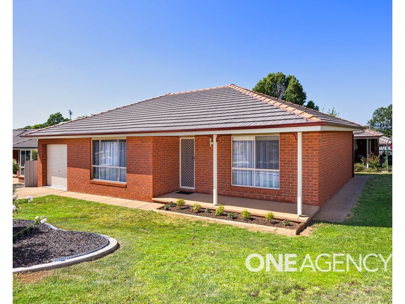 1/44 FAY AVENUE, Kooringal NSW 2650
