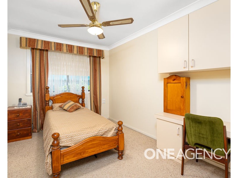 37 WALANA CRESCENT, Kooringal NSW 2650