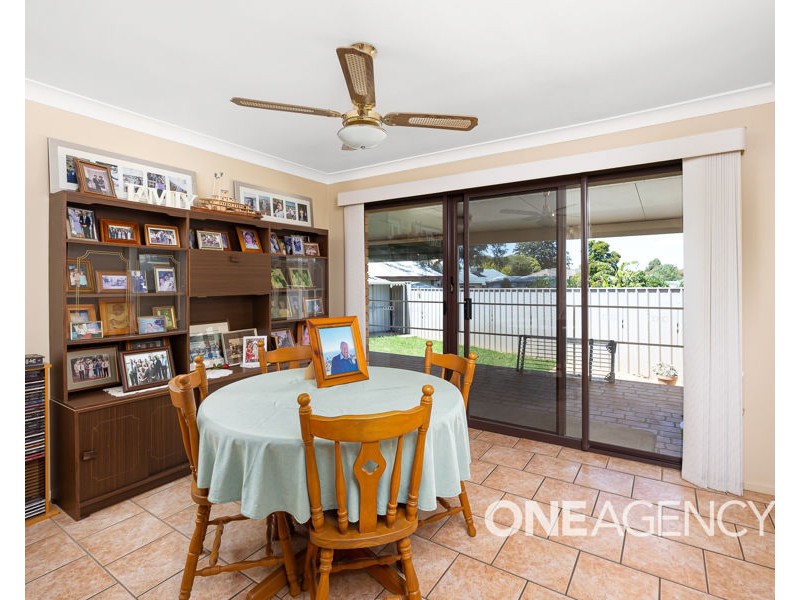 37 WALANA CRESCENT, Kooringal NSW 2650
