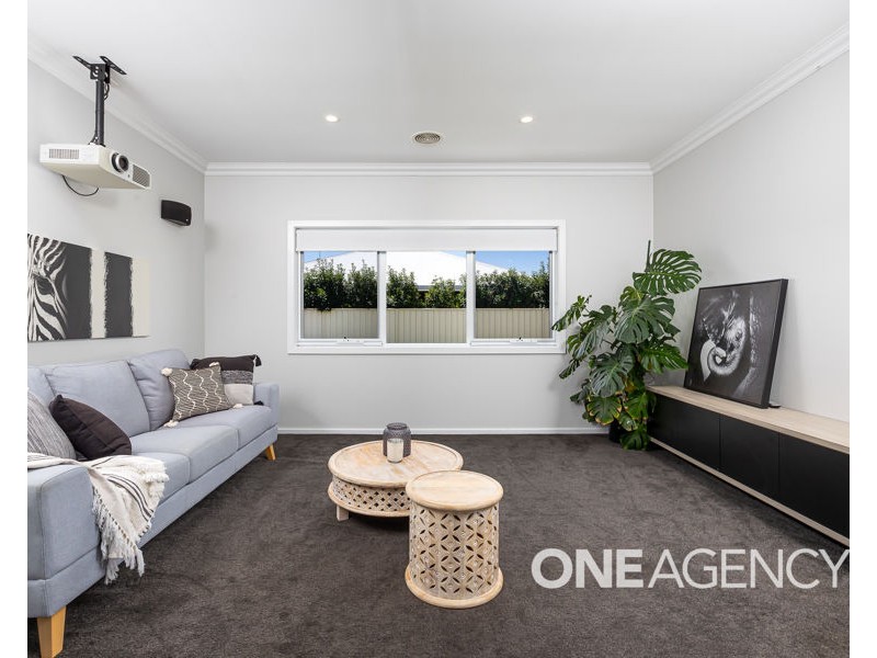 47 BARMEDMAN  AVENUE, Gobbagombalin NSW 2650