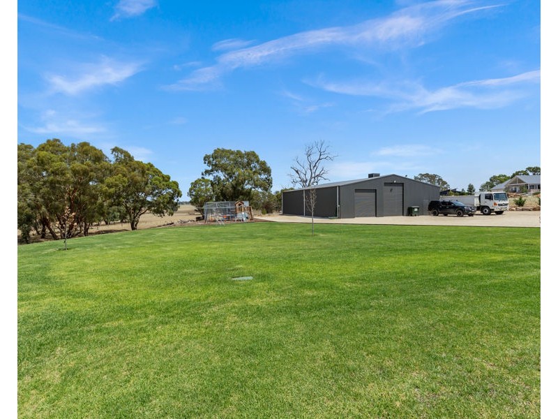 4 SIRIUS WAY, Gumly Gumly NSW 2652
