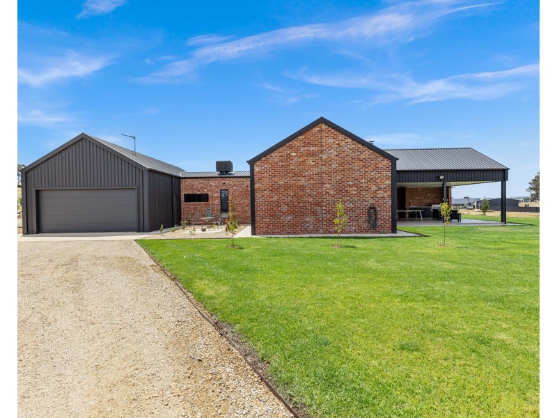 4 SIRIUS WAY, Gumly Gumly NSW 2652
