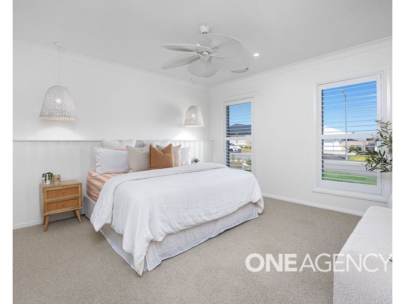 14 VALENCIA DRIVE, Gobbagombalin NSW 2650