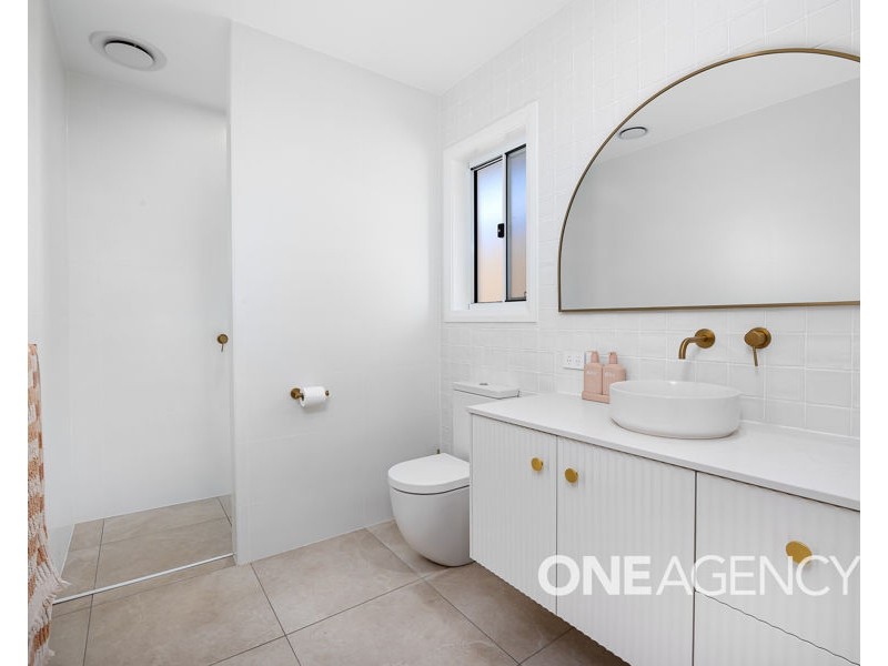 14 VALENCIA DRIVE, Gobbagombalin NSW 2650