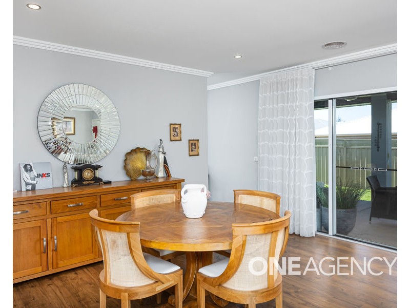 14 DURACK CIRCUIT, Boorooma NSW 2650