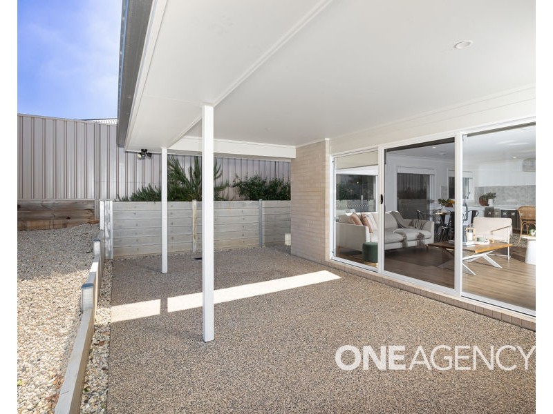 43 BARTON AVENUE, Lloyd NSW 2650