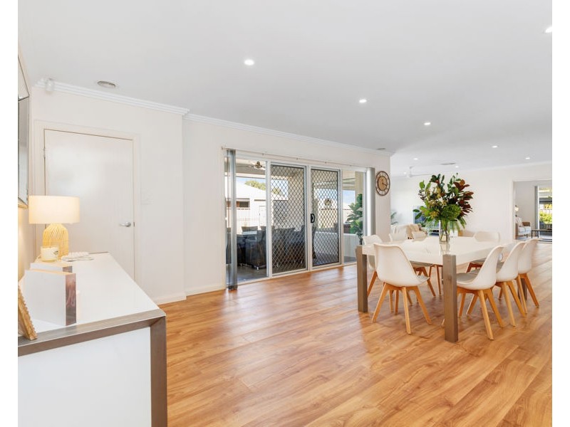 5 WARAMBEE STREET, Glenfield Park NSW 2650