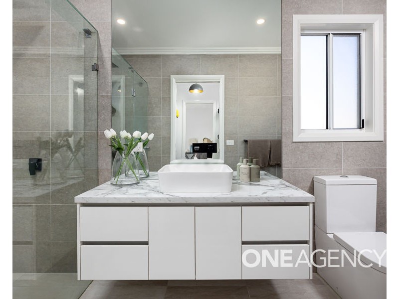 3 ROSE PLACE, Boorooma NSW 2650
