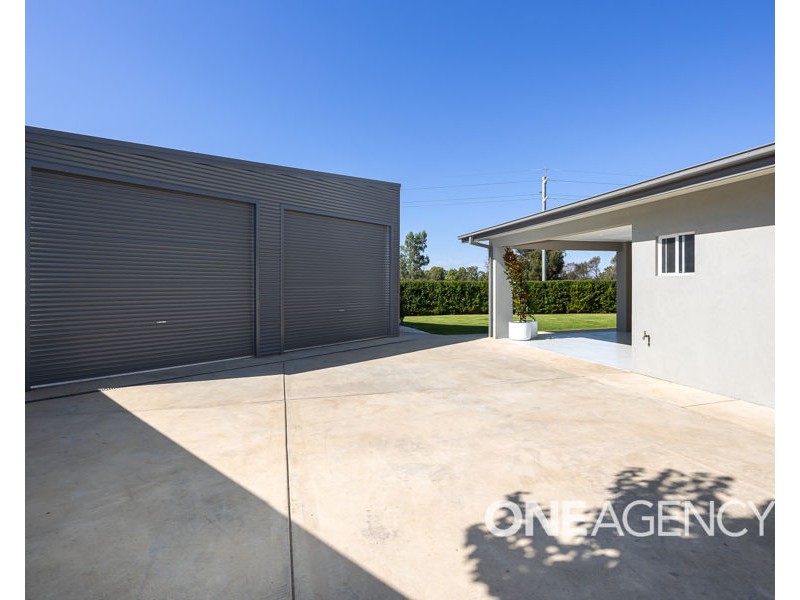 3 ROSE PLACE, Boorooma NSW 2650