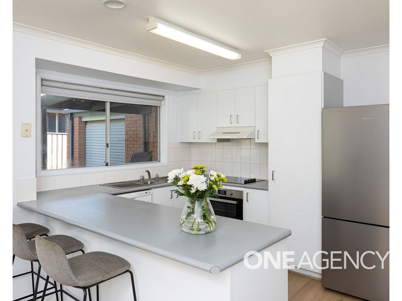 1 KIMBA DRIVE, Glenfield Park NSW 2650