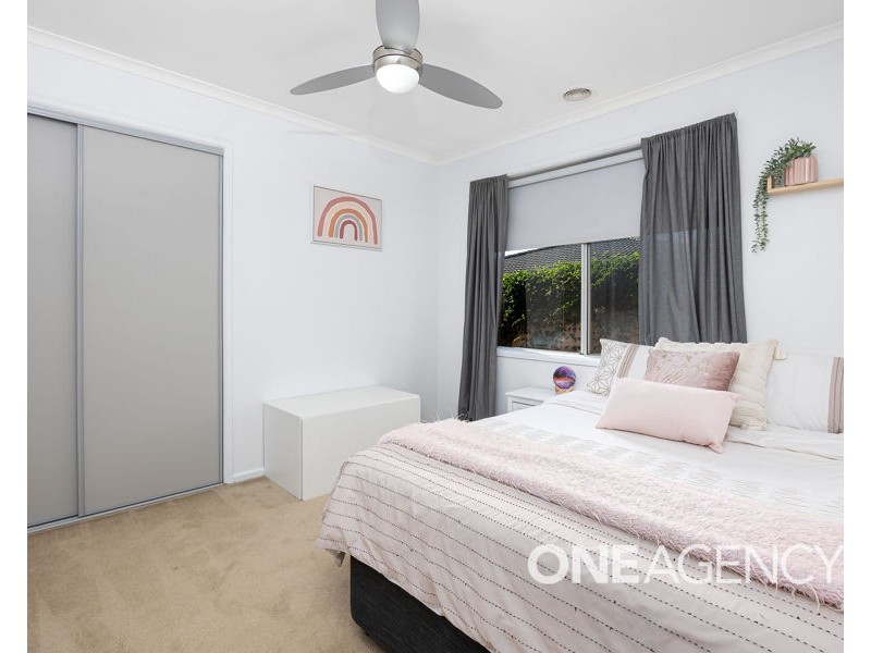 1 KIMBA DRIVE, Glenfield Park NSW 2650