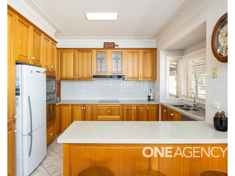 331 INGLEWOOD ROAD, Lake Albert NSW 2650