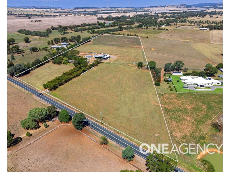 331 INGLEWOOD ROAD, Lake Albert NSW 2650