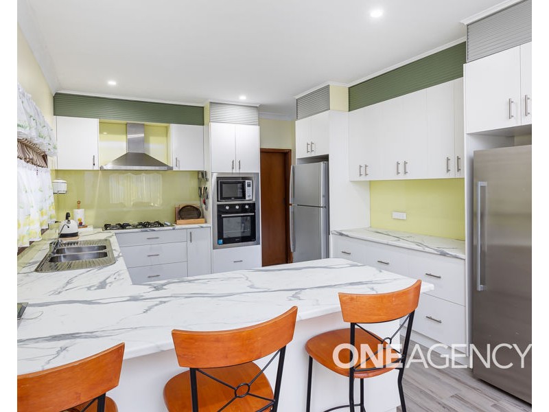 1 AMSTERDAM CRESCENT, Tolland NSW 2650