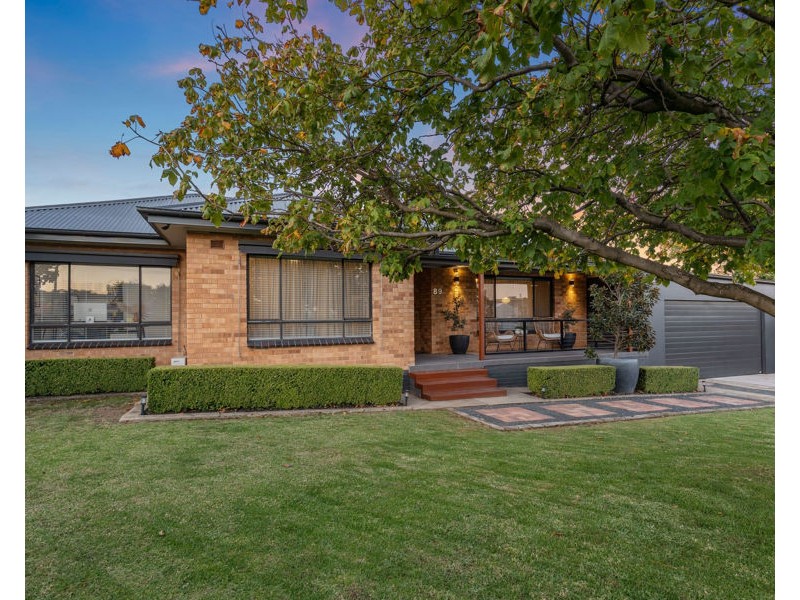 89 FAY AVENUE, Kooringal NSW 2650