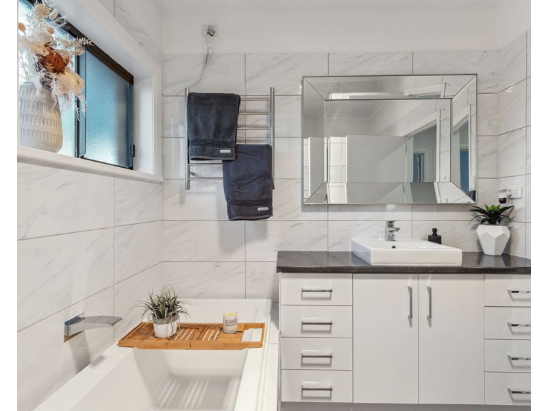 89 FAY AVENUE, Kooringal NSW 2650