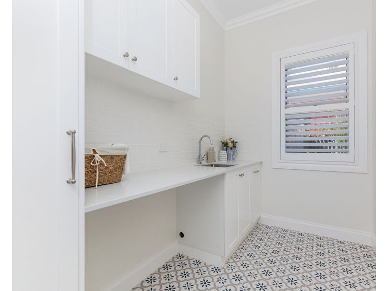 28 GORMLY AVENUE, Wagga Wagga NSW 2650