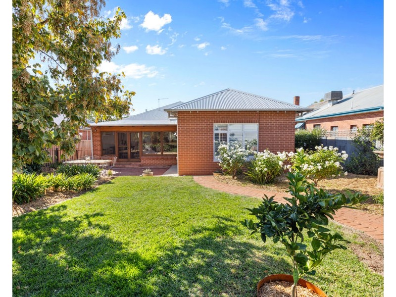 28 GORMLY AVENUE, Wagga Wagga NSW 2650