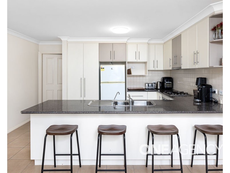 2/6 YOOGALI STREET, Glenfield Park NSW 2650