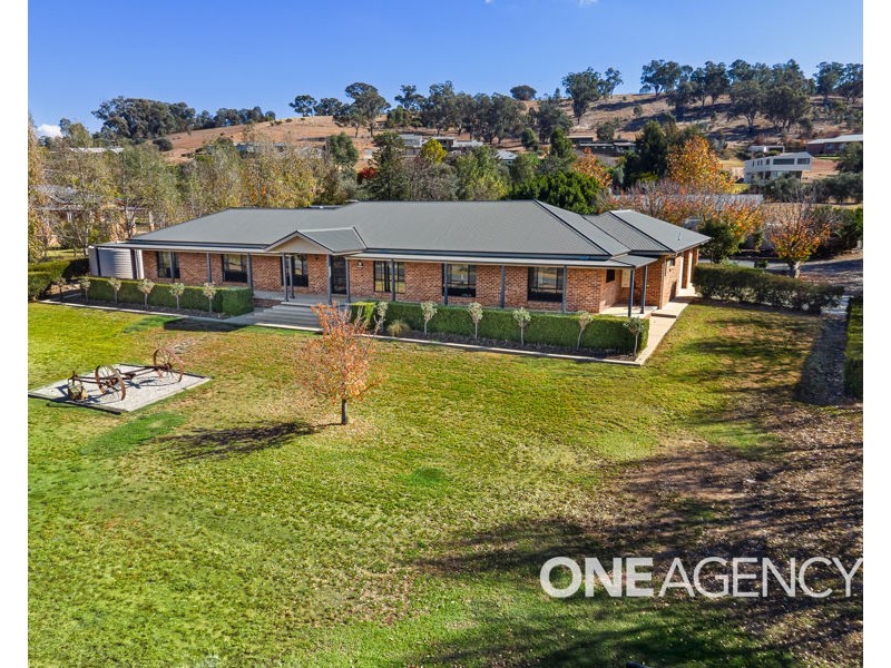 16 PEPPERMINT DRIVE, Springvale NSW 2650