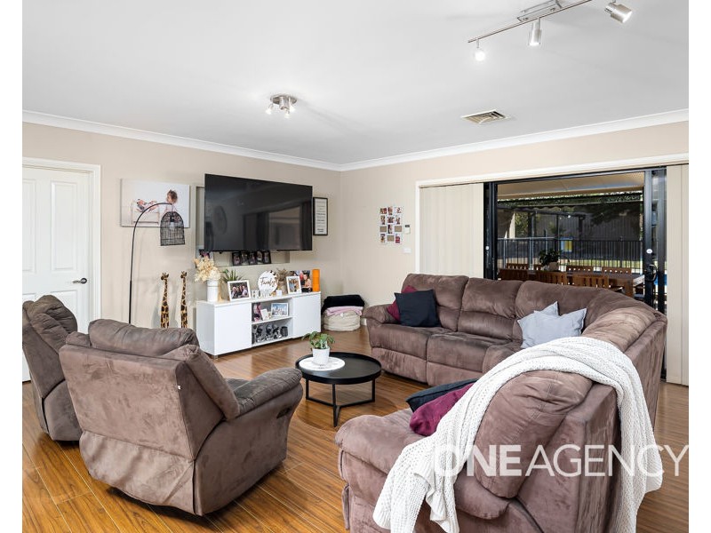 16 PEPPERMINT DRIVE, Springvale NSW 2650