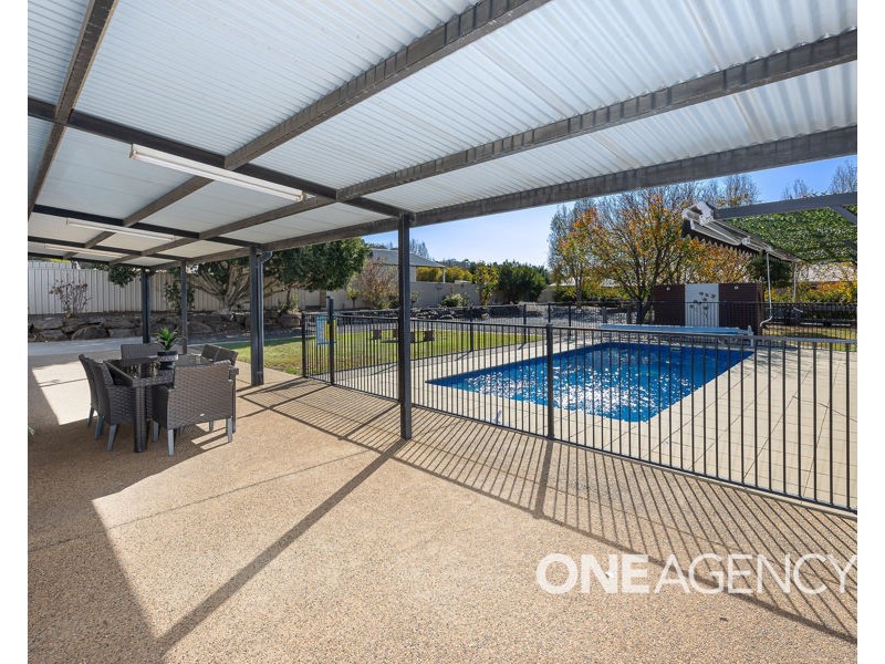 16 PEPPERMINT DRIVE, Springvale NSW 2650