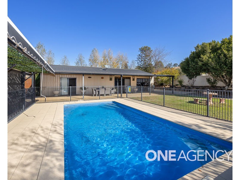 16 PEPPERMINT DRIVE, Springvale NSW 2650