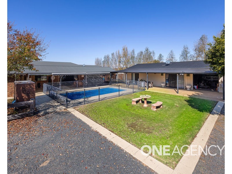 16 PEPPERMINT DRIVE, Springvale NSW 2650