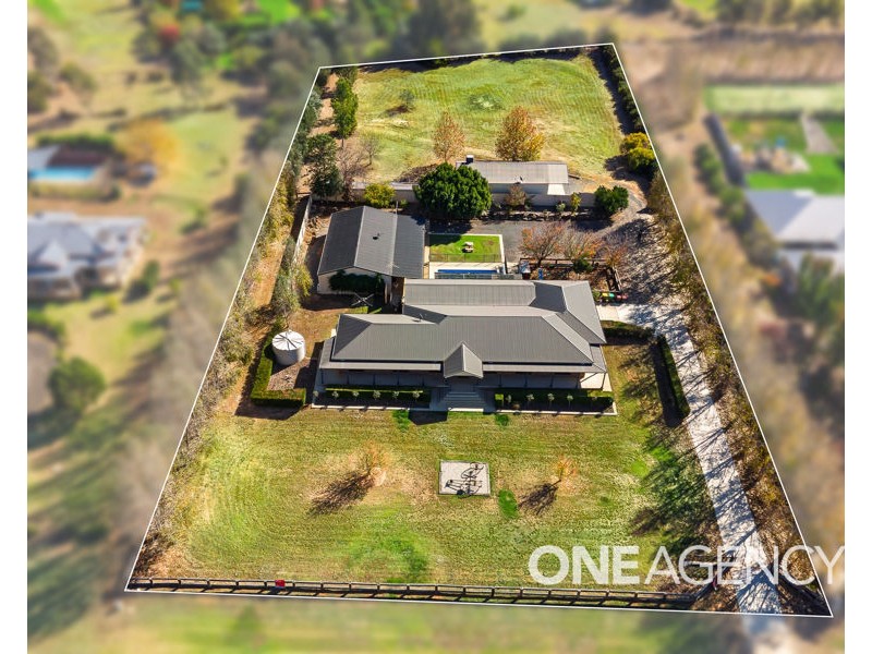 16 PEPPERMINT DRIVE, Springvale NSW 2650