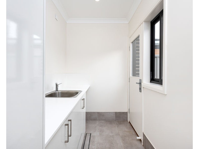 30 YENDA AVENUE, Gobbagombalin NSW 2650