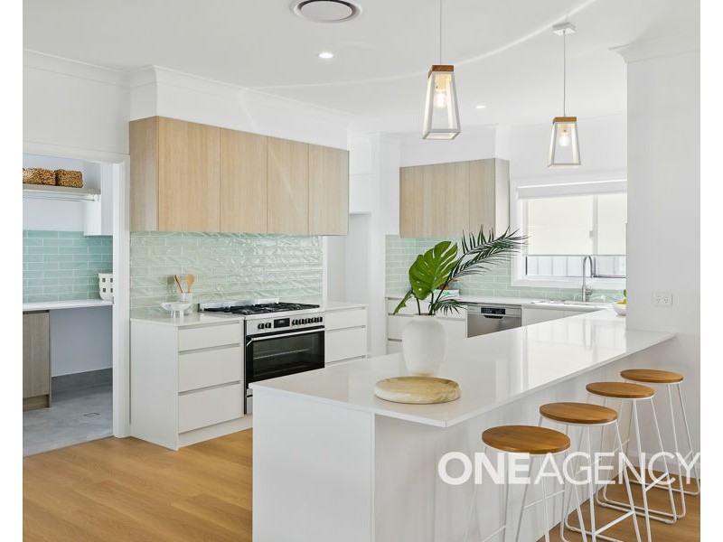 17 CRAFT STREET, Lake Albert NSW 2650