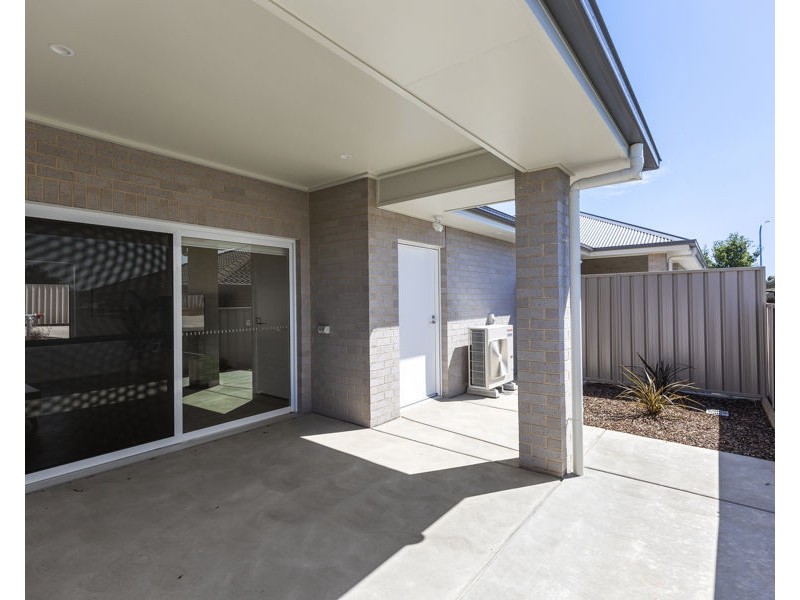 13 YULONG STREET, Glenfield Park NSW 2650