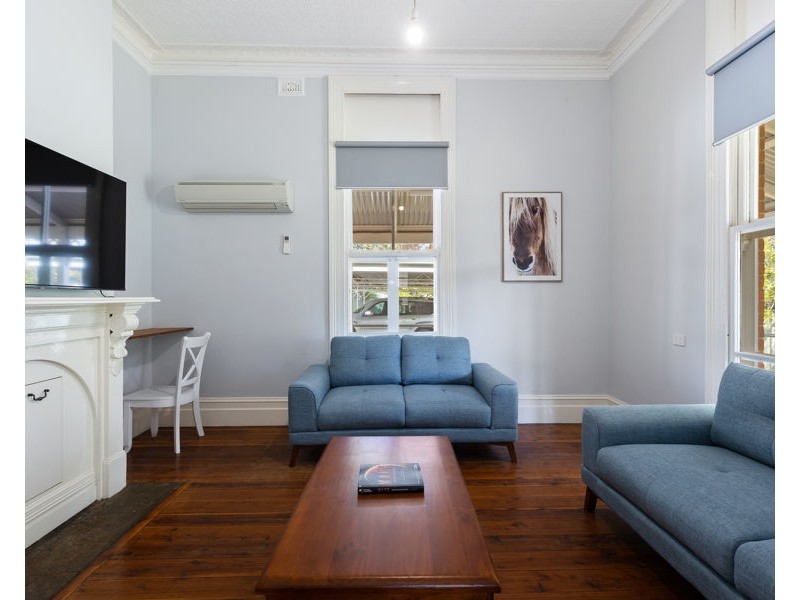 22 WARANGA AVENUE, Mount Austin NSW 2650