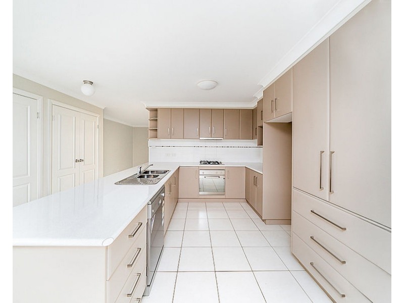 1/3 CARINYA STREET, Glenfield Park NSW 2650