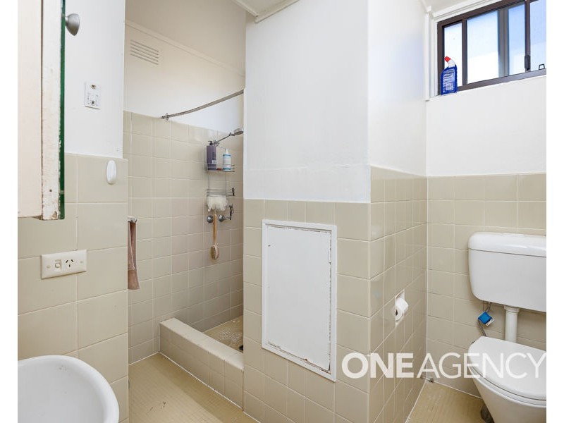 2-4/74A TOMPSON STREET, Wagga Wagga NSW 2650