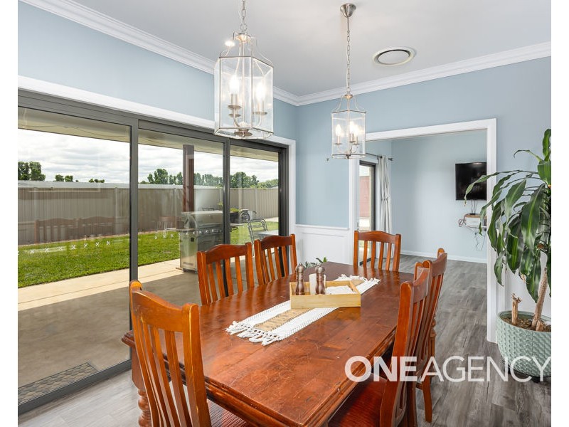 9 BONNER STREET, Lloyd NSW 2650