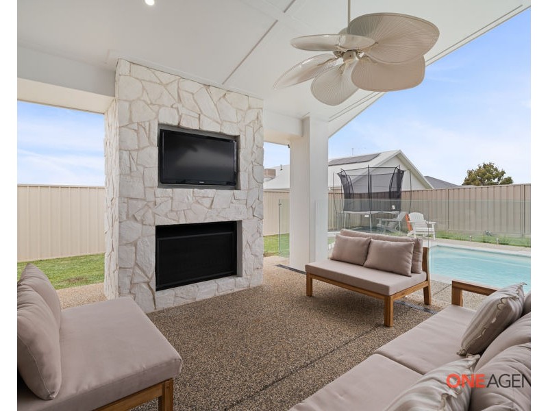 267 MUTTAMA PARADE, Gobbagombalin NSW 2650