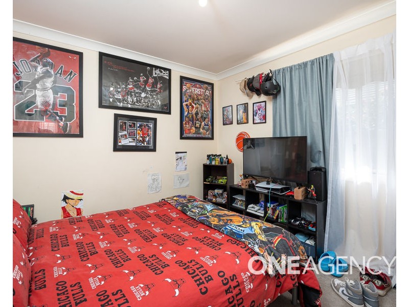 32 YENTOO DRIVE, Glenfield Park NSW 2650