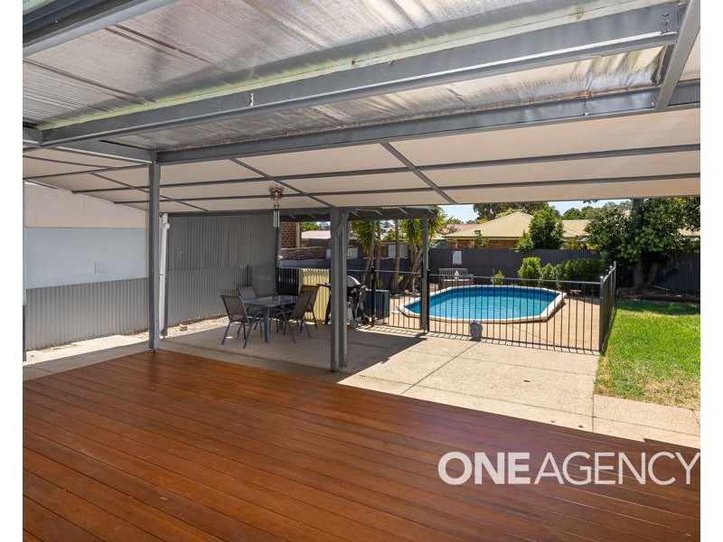 18 BEREMBEE ROAD, Bourkelands NSW 2650