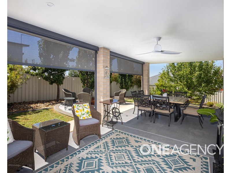 9 BAROSSA STREET, Estella NSW 2650