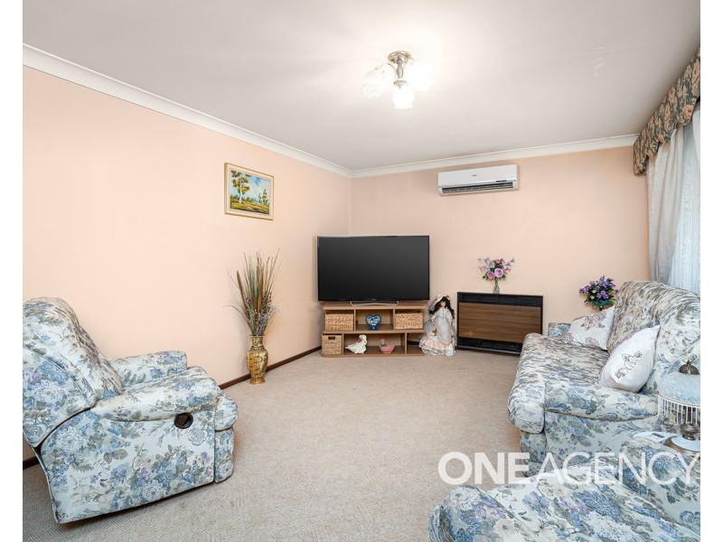73 HUTHWAITE STREET, Mount Austin NSW 2650