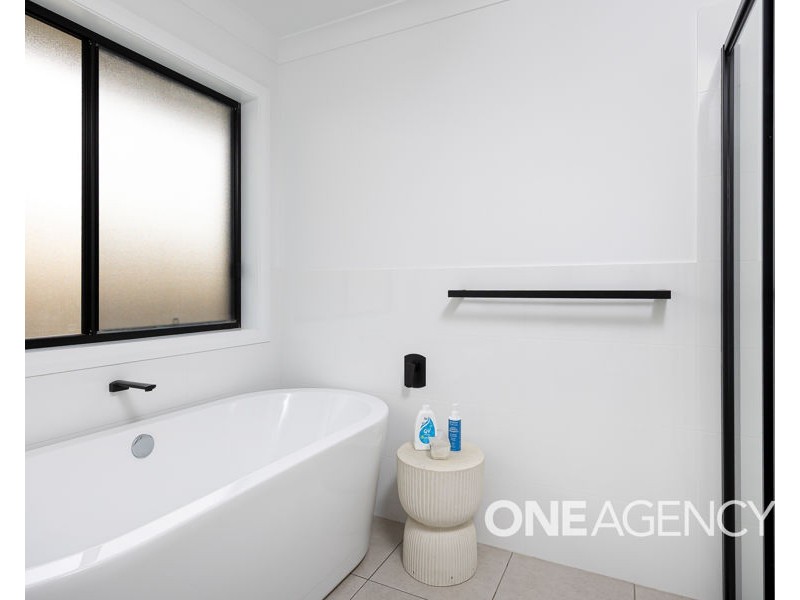 54 PARADISE DRIVE, Gobbagombalin NSW 2650