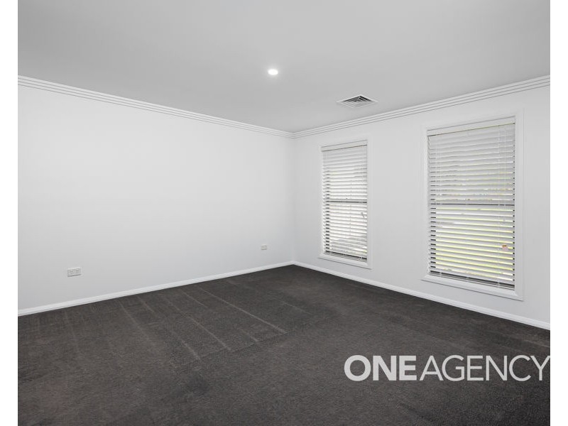 21 WELLINGTON AVENUE, Tatton NSW 2650