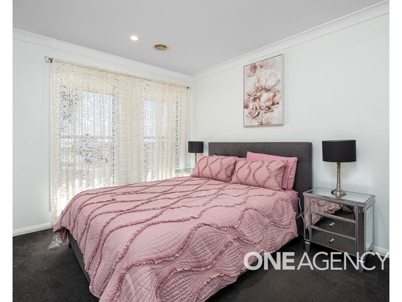 3 ANSETT STREET, Lloyd NSW 2650