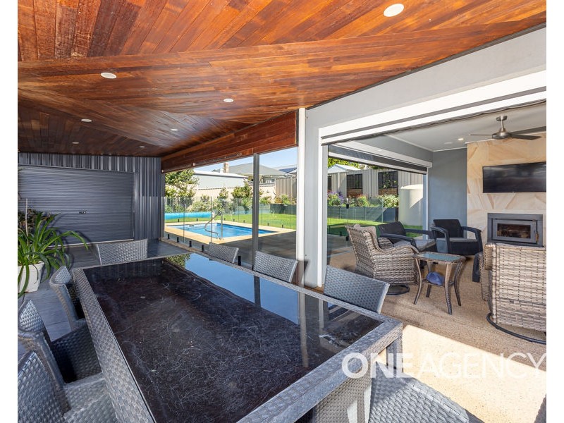 3 ANSETT STREET, Lloyd NSW 2650