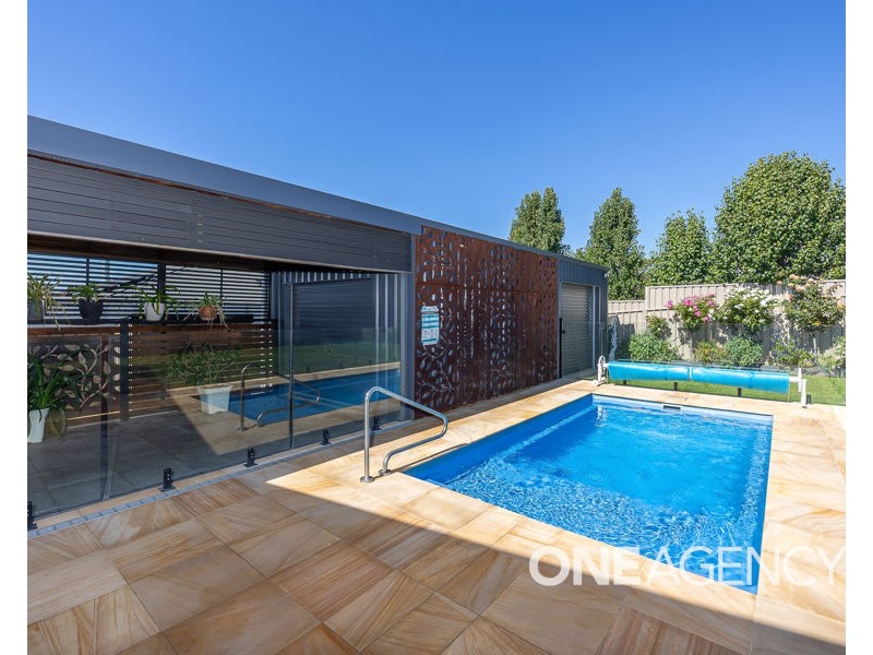 3 ANSETT STREET, Lloyd NSW 2650